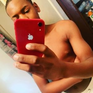 Meet your Posher, Rakerrious